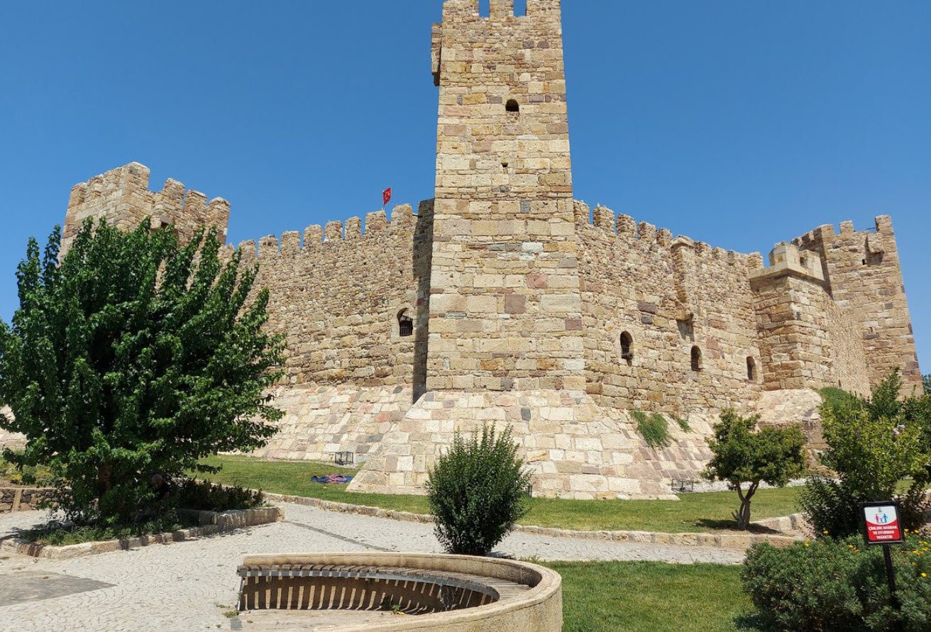 Çandarlı Castle, Turkey